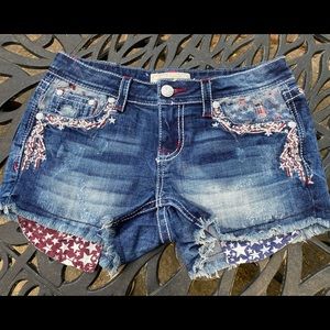 Grace in LA patriotic Jean shorts - size 28